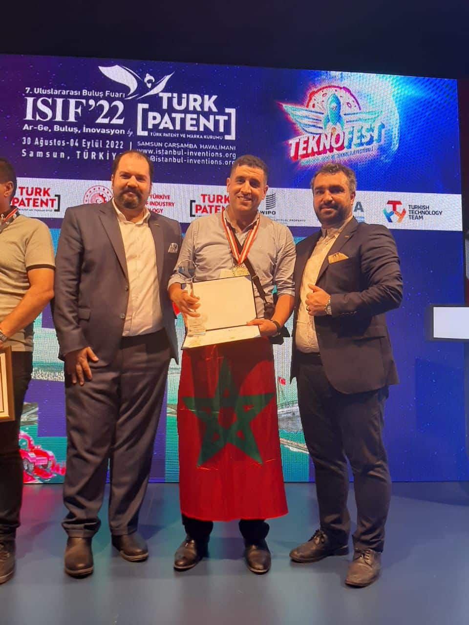 إسطنبول: المغرب يحصد الذهب والجائزة الدولية الكبرى في معرض إسطنبول الدولي للإختراعات ISIF’22.