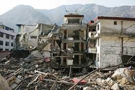 ارتفاع ضحايا الزلزال في إندونيسيا إلى 310 قتلى